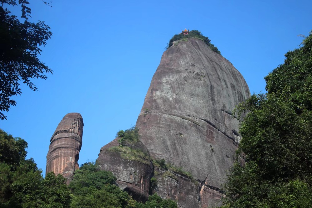 看中国第一红石公园,走进广东丹霞山,近距离接触人类生命之源