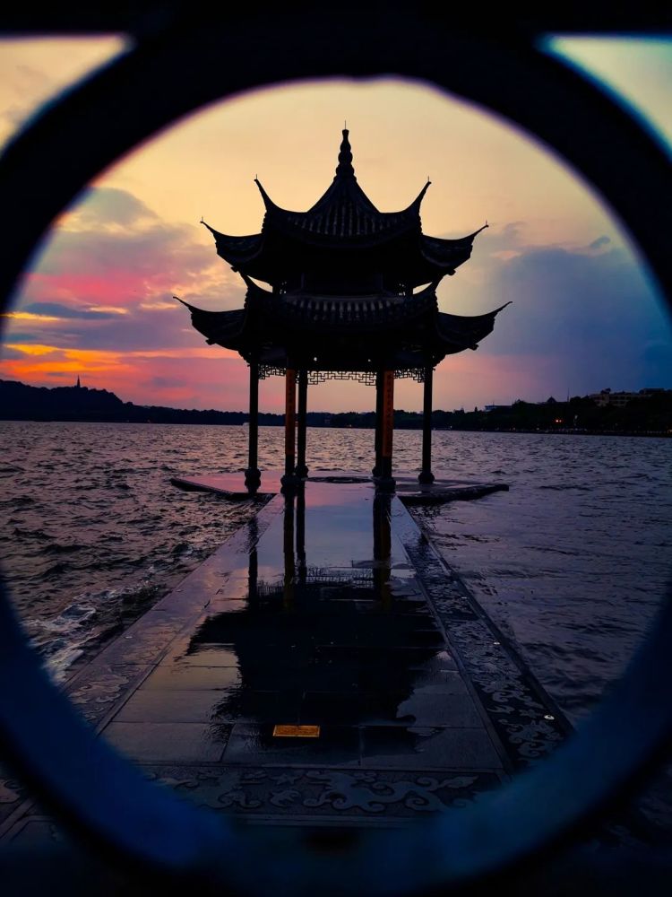 波哥带你看世界:世界文化遗产杭州西湖,看了让人想写诗的地方