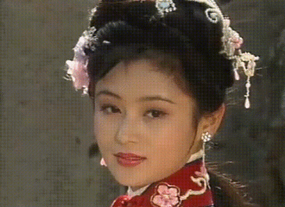 陈凯歌原配晒近照,大背头初显老年斑,跟陈红比她才是真名门望族
