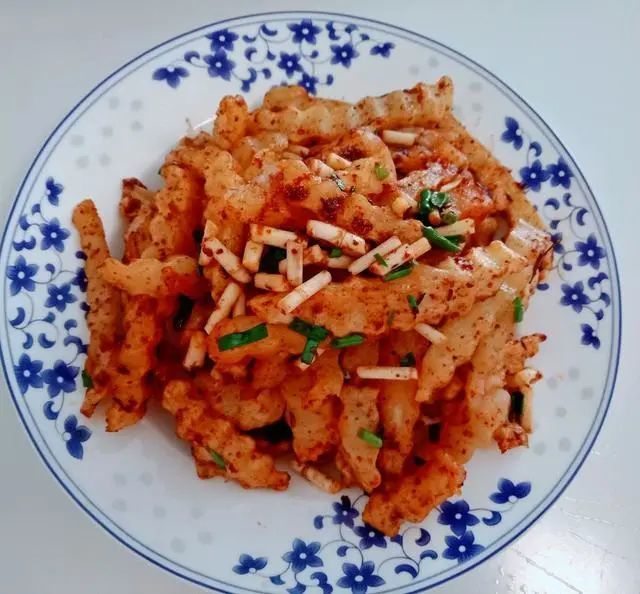 云南小吃狼牙土豆的做法 配方,怎么做都好吃的街边小吃