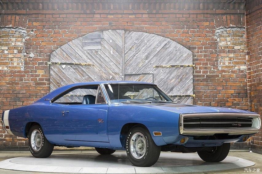 1970年道奇charger r/t,只为了开而打造的车,其余的都