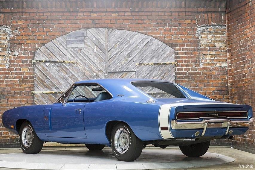 1970年道奇charger r/t,只为了开而打造的车,其余的都