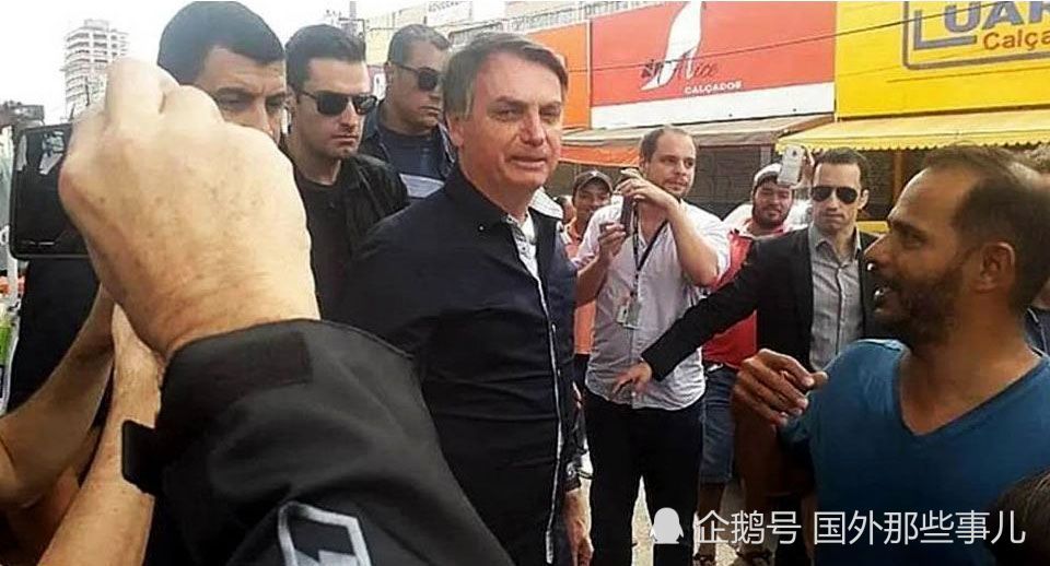 巴西总统不戴口罩走访菜场,称"上帝决定谁死亡我们阻止不了"