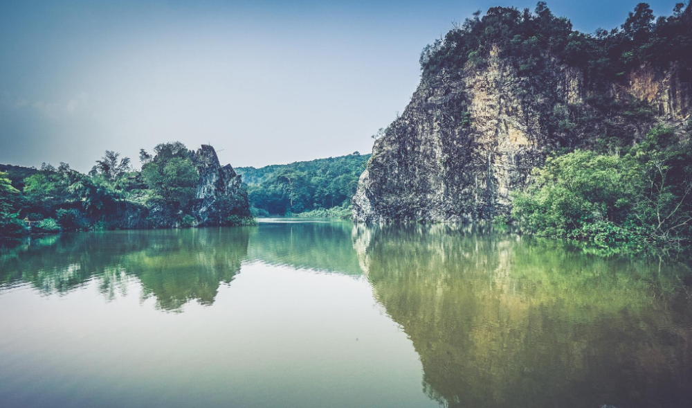 中国神秘幽灵湖,一夜之间凭空消失,究竟怎么回事?