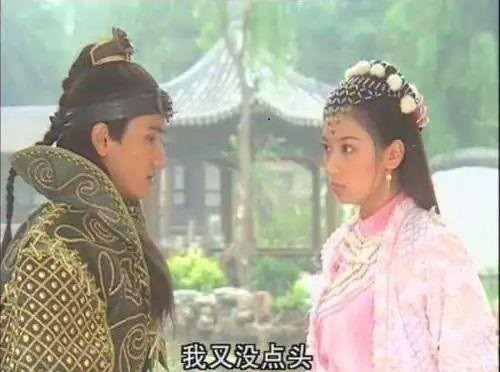饰演冷面杀手宁伟成名,10岁成著名童星,为上北影连考3