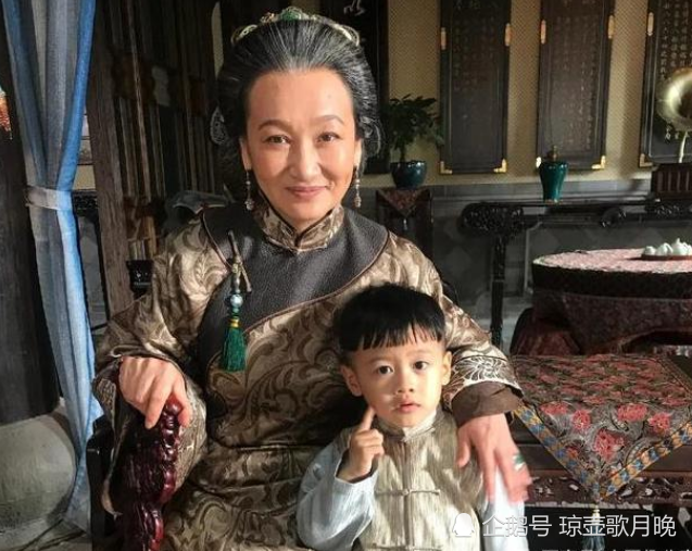 腾格尔"前妻"曝光,原来是我们熟悉的她,难怪可以轻易舍弃这样的婚姻