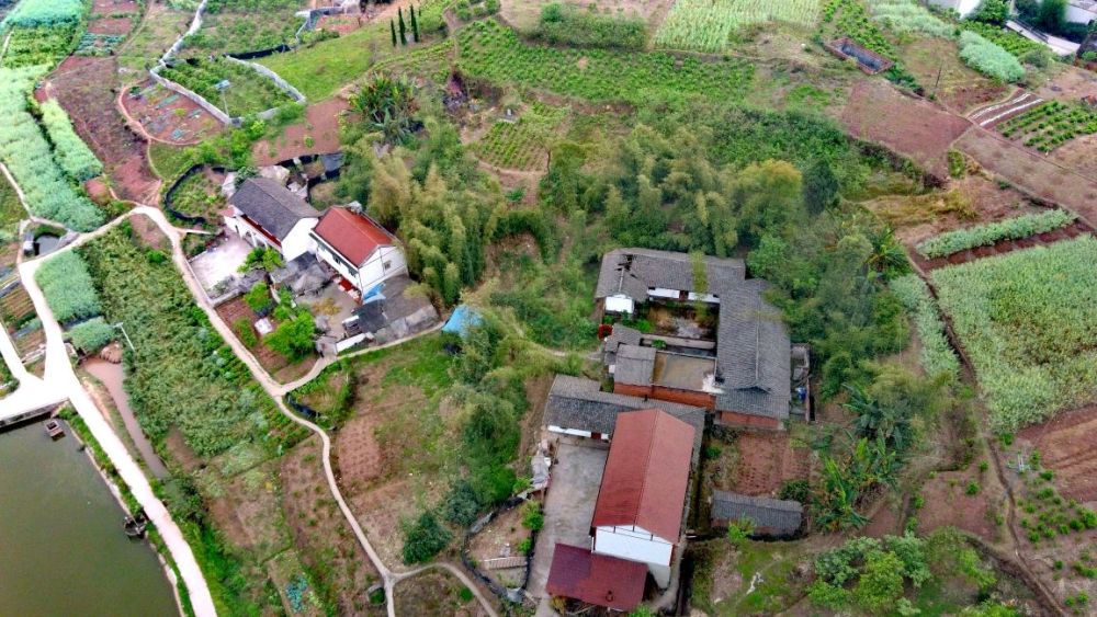 航拍四川自贡市荣县旭阳镇插旗村