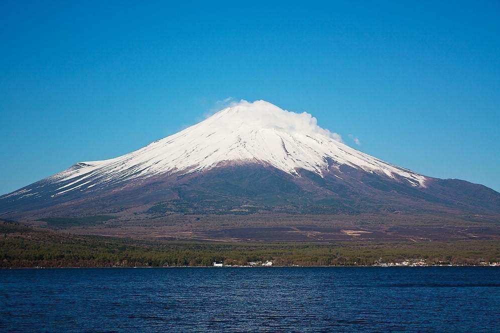 日本专家预测富士山喷发,火山灰或达4.9亿立方,2020年