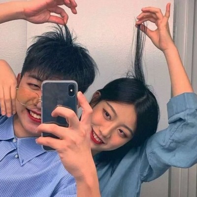 超火"单人"真人情侣头像:你要是喜欢了别人我会哭,但是还是喜欢你