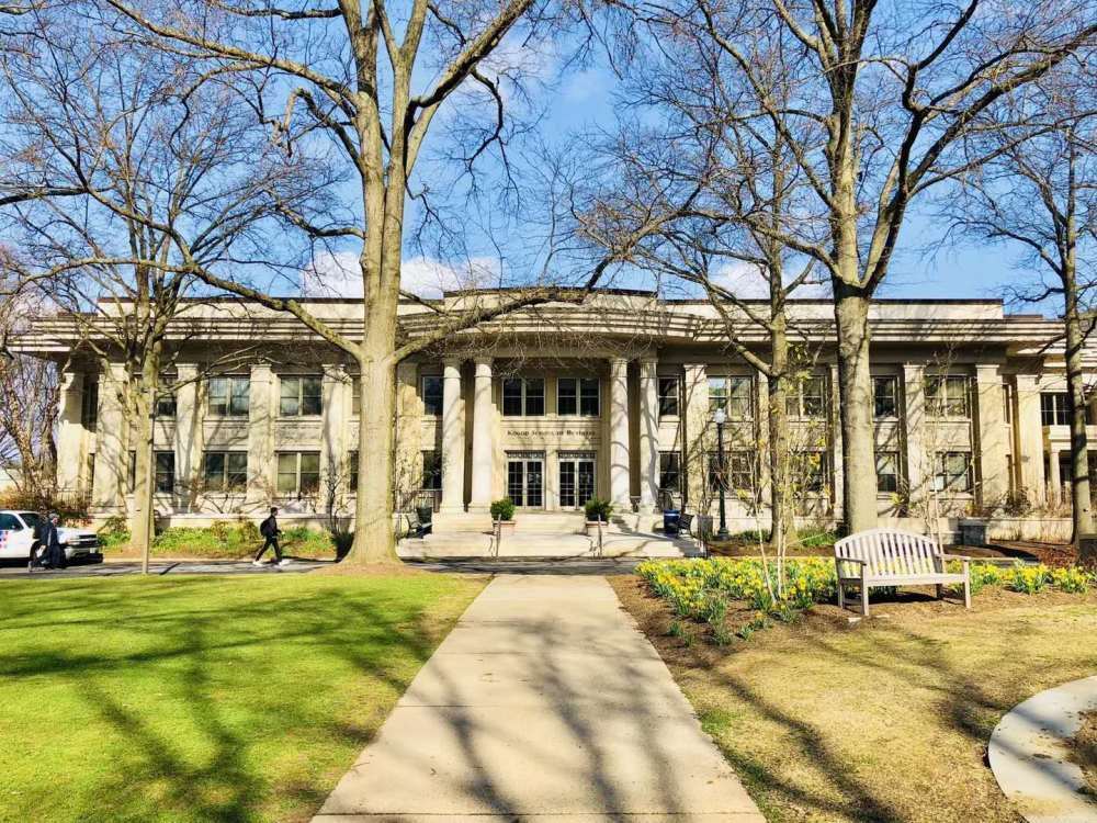 美国疫情最新消息:多所美国大学延长录取决定日期!