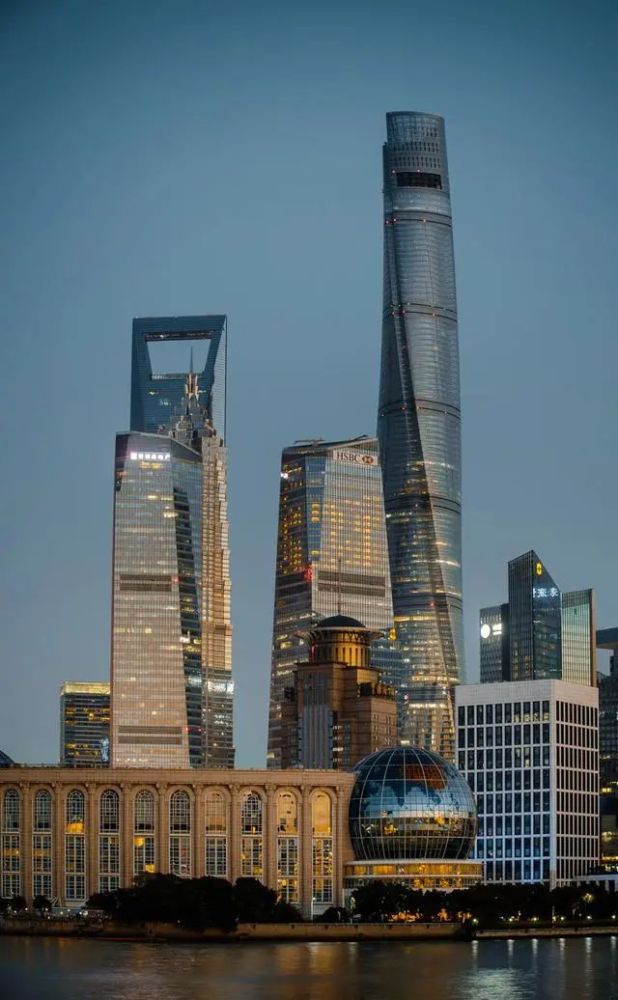 上海十大摩天楼,和天空竞赛的超级结构