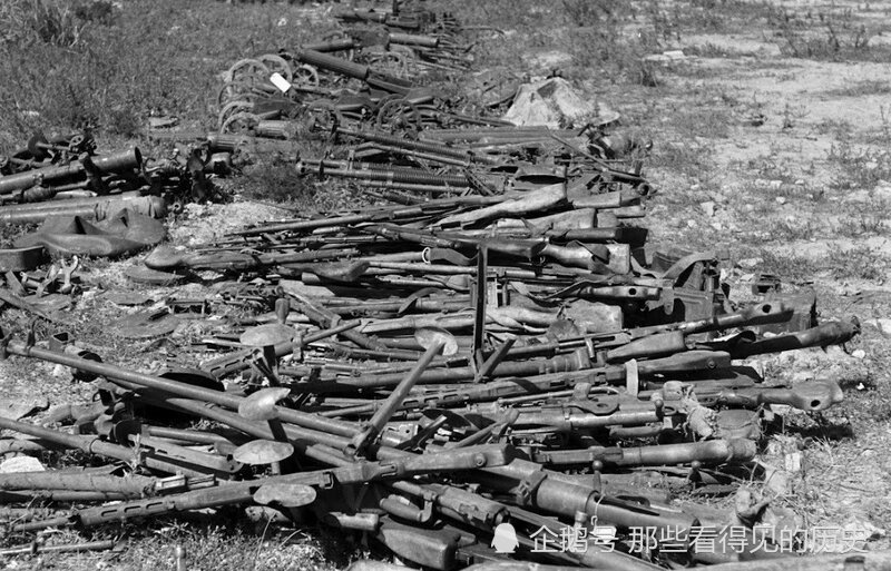 1950年美军死守韩国釜山 残酷战争过后 缴获大批武器