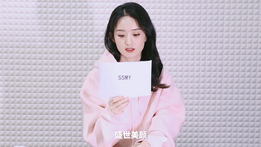 Dior云成衣秀！赵丽颖露美背硬核秒杀杨采钰张雪迎，baby新发色超美