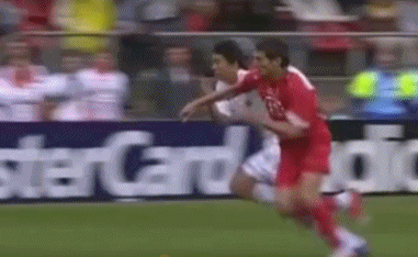 这是中国足球的超白金一代董方卓蒿俊闵策动赵一脚横空出世