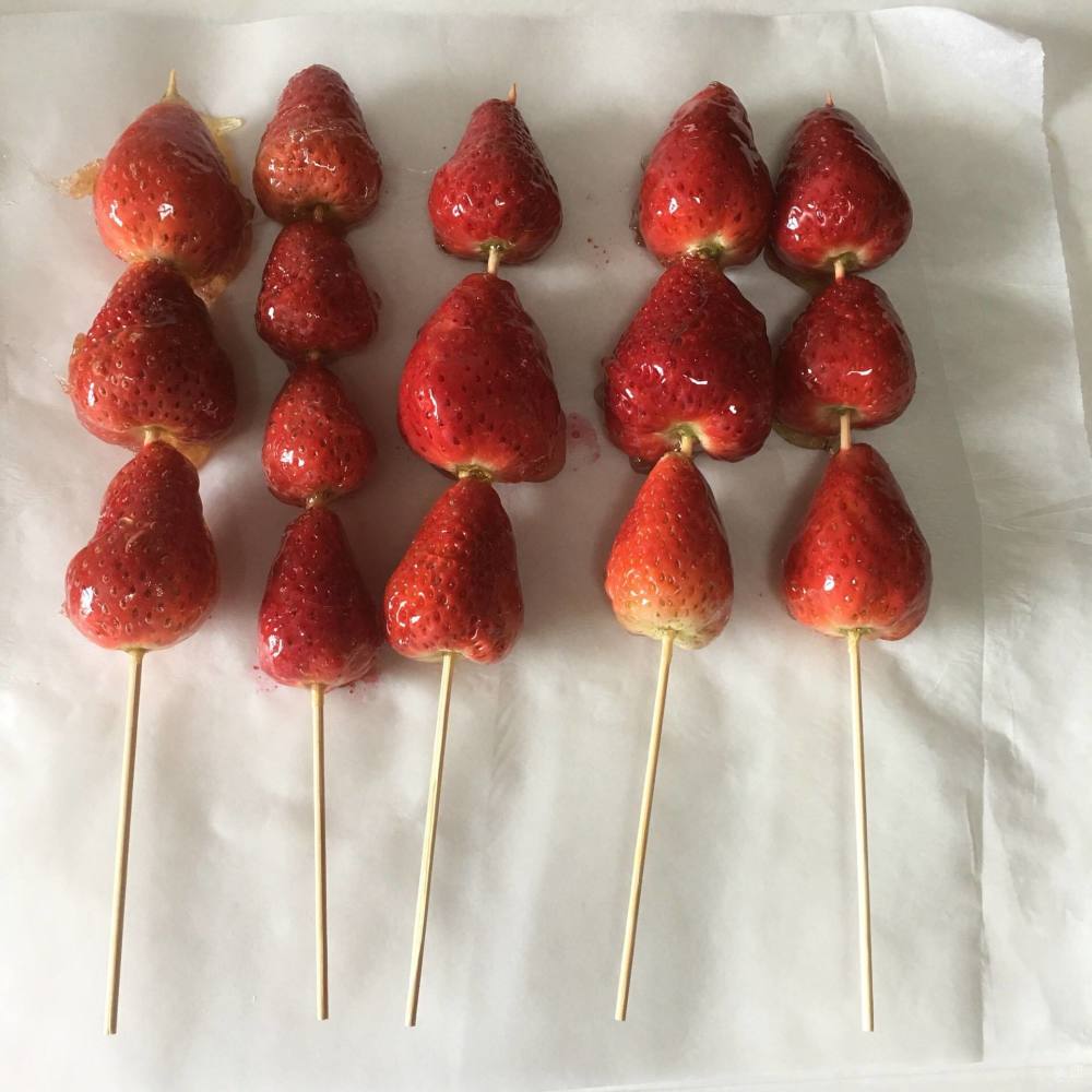 草莓,水果,糖葫芦,糖浆,白砂糖
