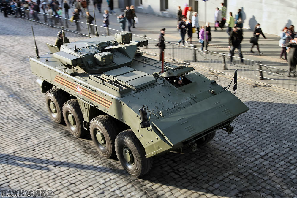 "回旋镖"新型底盘完成初步测试 俄罗斯轮式装甲车迎来
