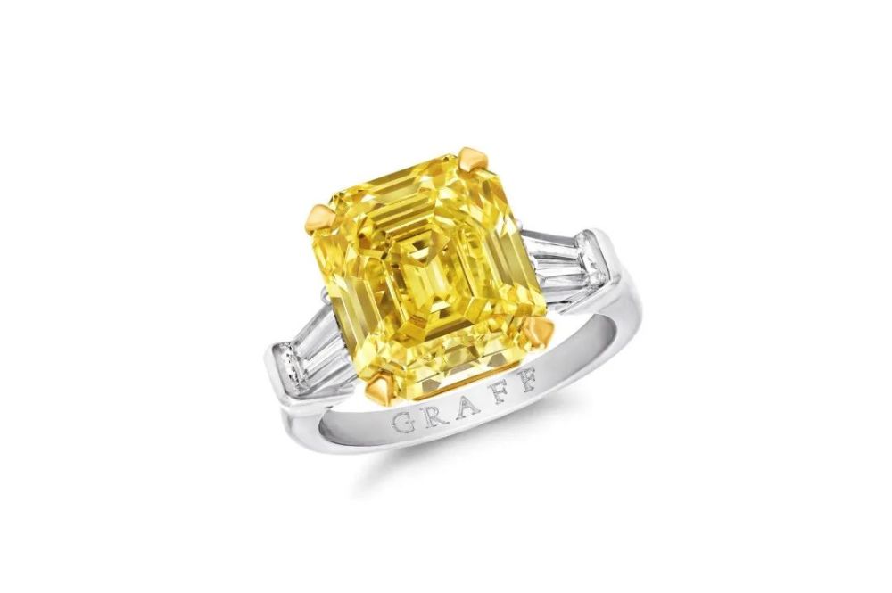 格拉夫以世上绝美的黄钻享誉全球,由亮丽的艳彩黄钻以至淡雅的黄,无不