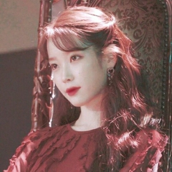 森系意境 复古女生头像
