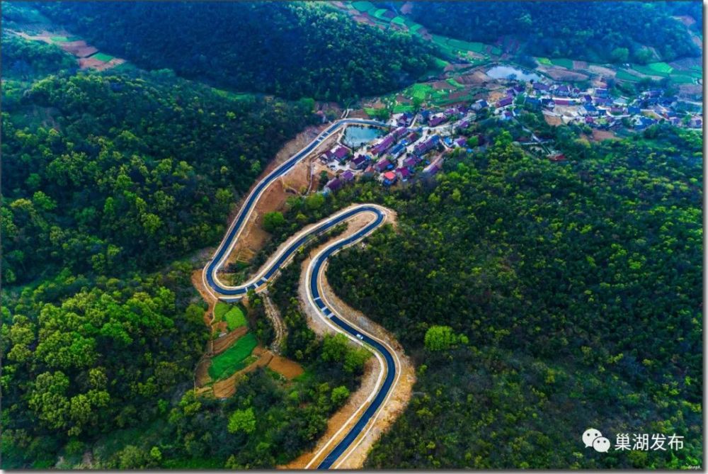 黄山3a级旅游景区,苏湾镇在2019年底,已成功建成一条穿山越岭的环山路