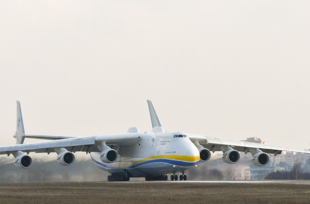 德空军将用世界最大货机来华运物资