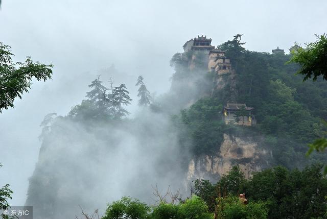 被誉为"中华道教第一山"的平凉崆峒山