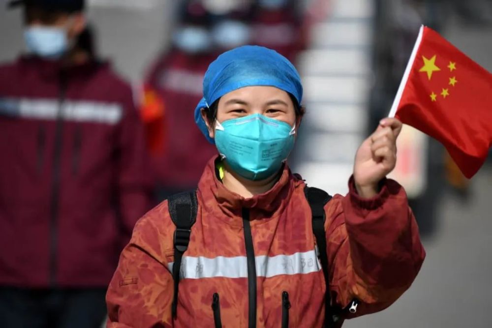 中心医院三位最美逆行者讲述:武汉抗疫的点点滴滴!