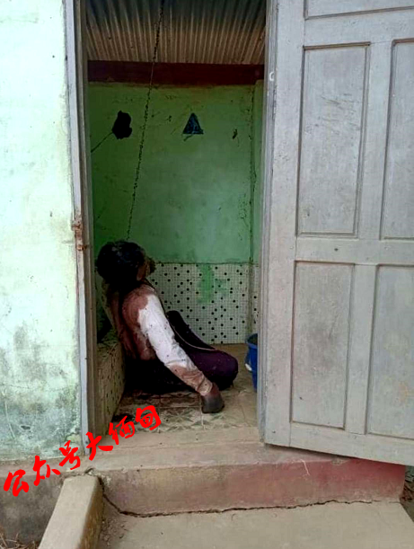 缅甸一名教师在厕所里上吊身亡