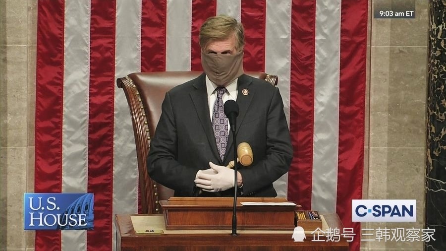 仍有近半美国人不戴口罩,国会议员用围巾蒙脸出席国会