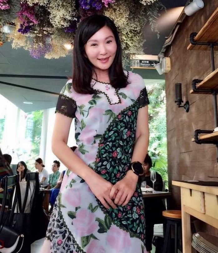 她才是真正的"台湾第一美女"!张玉嬿近照公开,53岁仍似少女