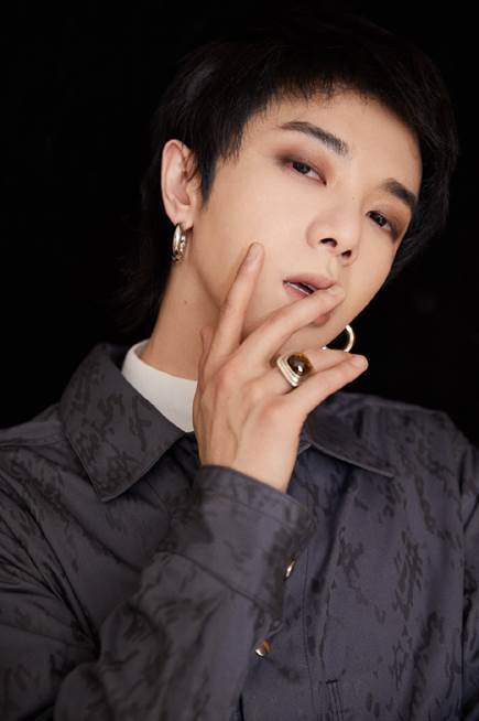 看过那么多明星卸妆,直到看到华晨宇,网友:太惊讶!