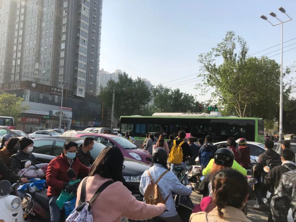 西安,上班族,西沣路,小寨,边家村,地铁,绕城高速,西辛庄,外事学院,正