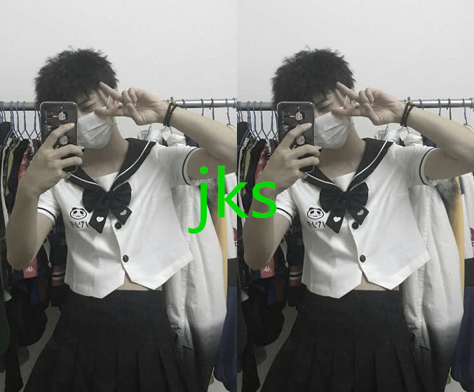 躲过了男生穿jk制服,躲过了汉服,看到穿女仆装:我劝你