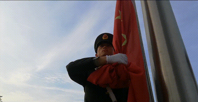 国旗是国家主权和民族尊严的最高标志之一,是民族精神,爱国主义精神