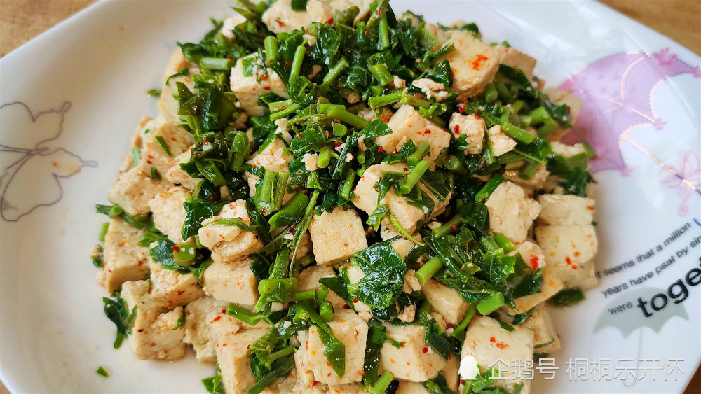 香椿,野菜,香椿拌豆腐,豆腐,美食