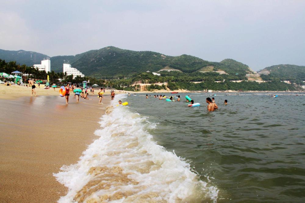 深圳哪里的海景最有人气?除了大小梅沙,还有没开发的海景吗?
