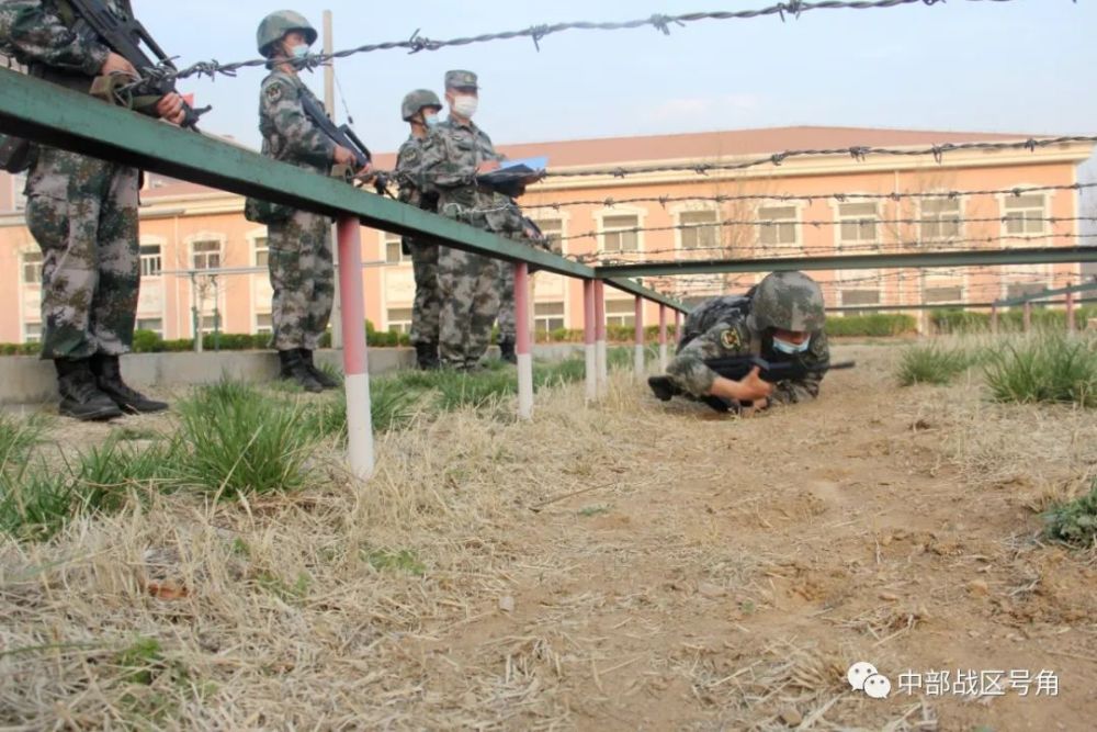 练兵备战巡礼之一:军营练兵"大比拼"!