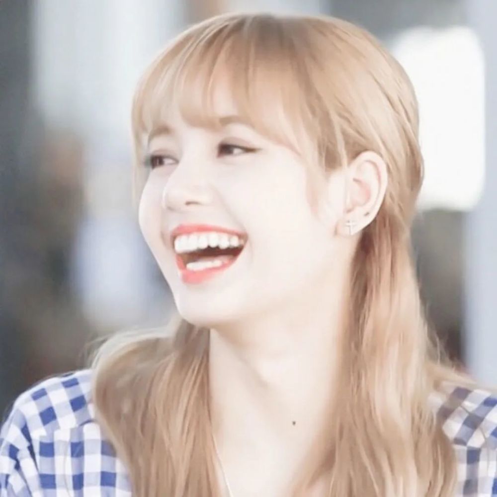 明星头像:lisa真的太美啦