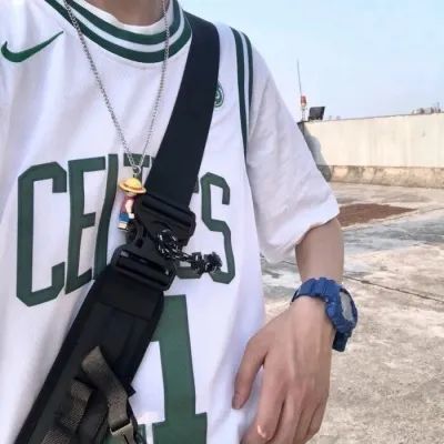抖音超火的男生头像