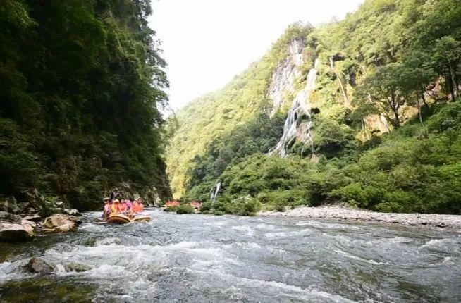 猛洞河景区,猛洞河,猛洞河漂流,峡谷