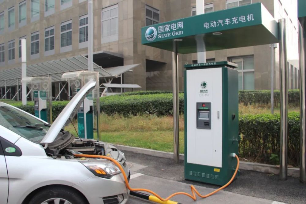 新能源汽车移动充电桩_汽车充电电桩_移动充电桩