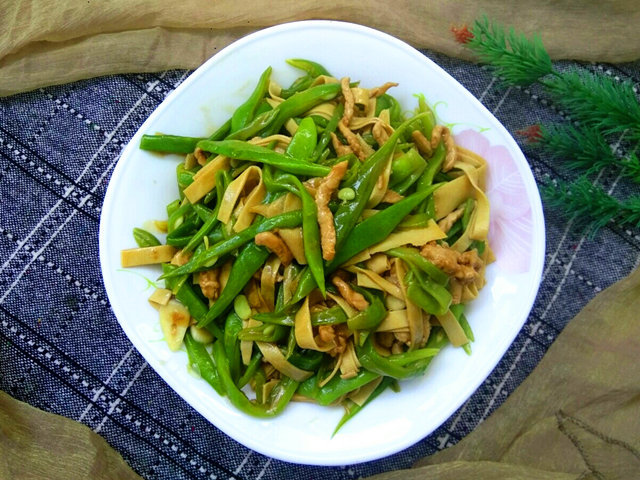 千张,千张肉丝,凉拌千张,千张炒韭菜,豆腐皮