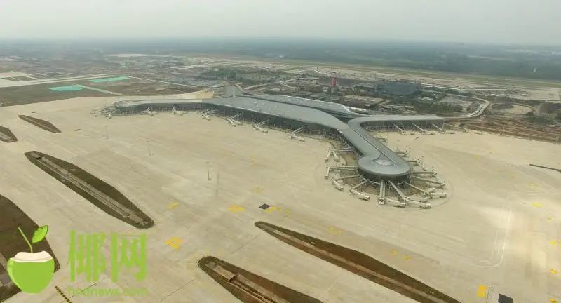 海航集团旗下的海口美兰国际机场二期扩建项目飞行区工程按计划顺利