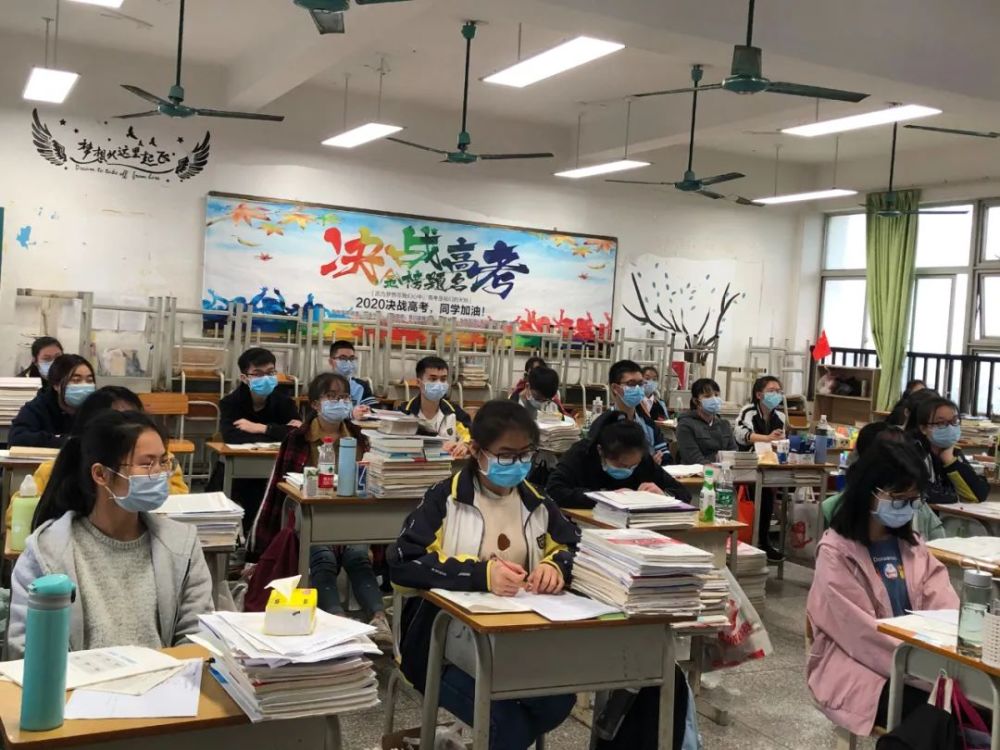 开学一周后学生们的学习生活状态如何?他们这样过