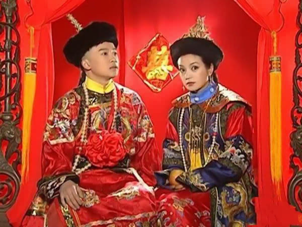 还珠格格:剧中的这4场婚礼,她的最为华丽,却最让人反感