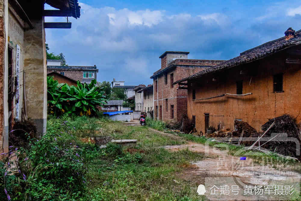赣州于都县峡山村,记忆中的赣南老屋是故乡的原风景,景象很亲切
