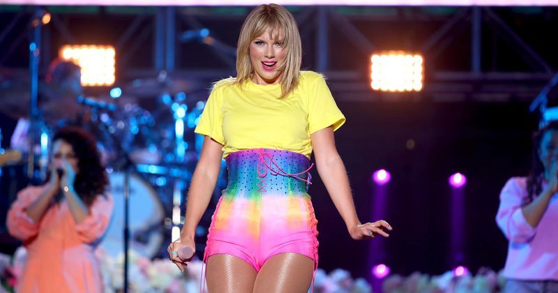 霉霉泰勒·斯威夫特宣布取消2020年巡回演唱会,粉丝们