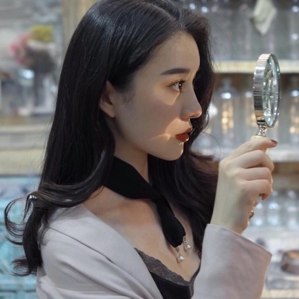 有气质的女人都有的几个特点,不是天生的,看看你中了几个