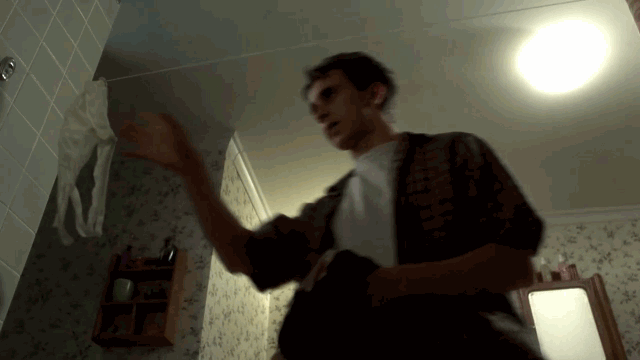 动图图解电影《死神来了1》,胆小者慎入哟!