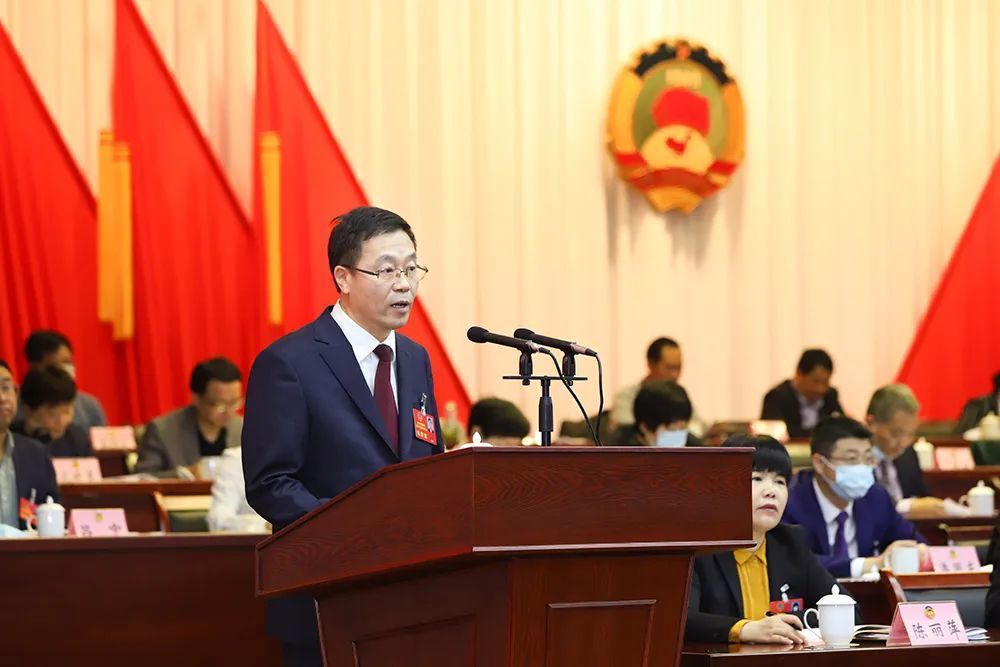 今天,10位政协委员走上大会发言席,谁的"言值"最打动你?