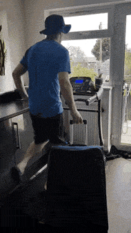 幽默笑话,跑步机,小姨子